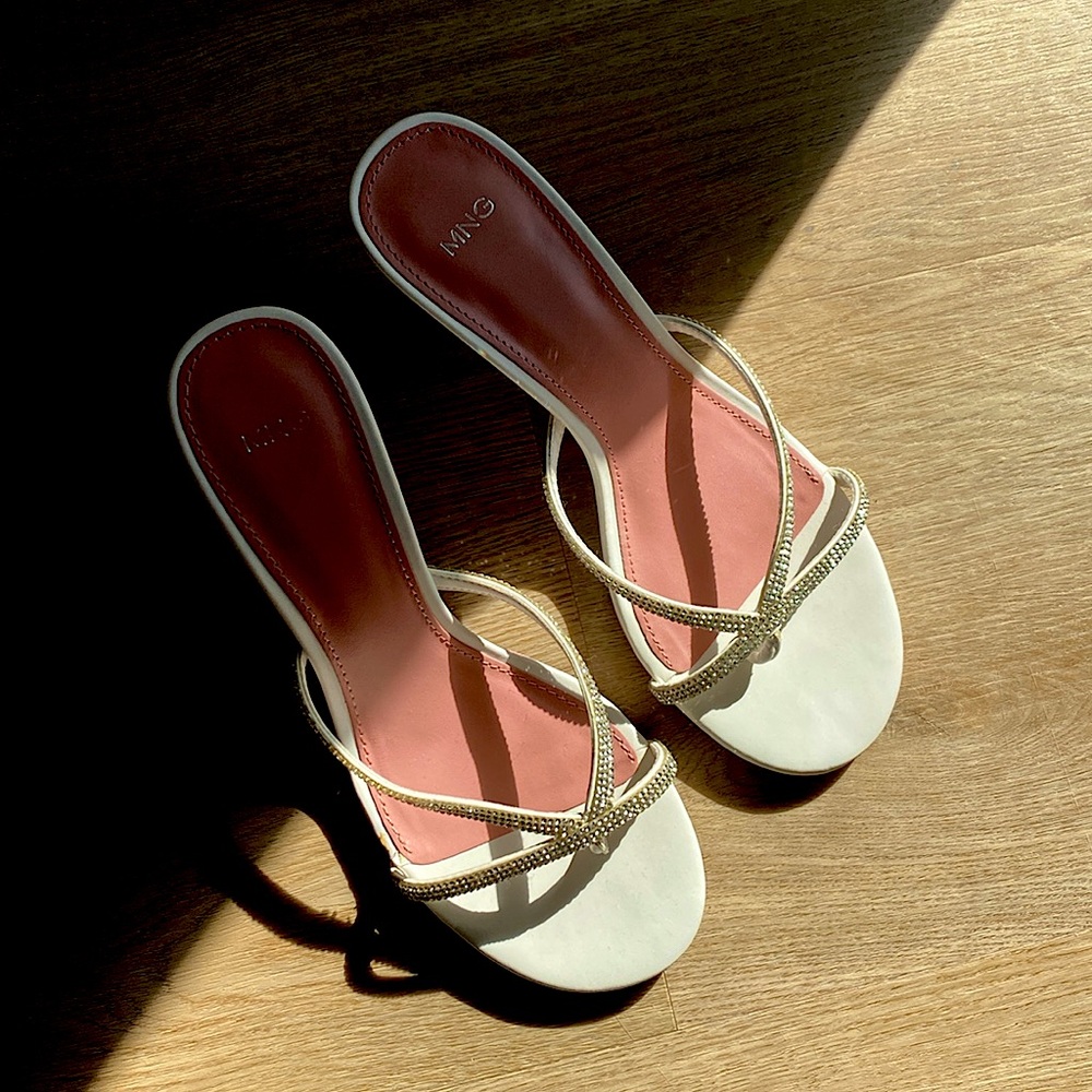 New MNG Rhinestone White Strappy Sandals sz 38